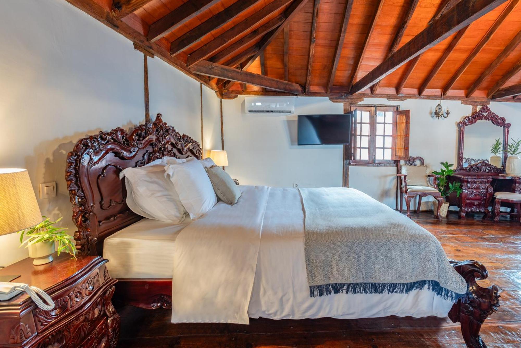 Tizon Suites 加拉奇科 外观 照片